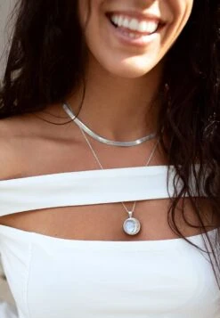 San Saru COLLAR VYOMA