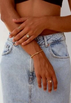 San Saru BRAZALETE ARHATA CHAPADO EN ORO