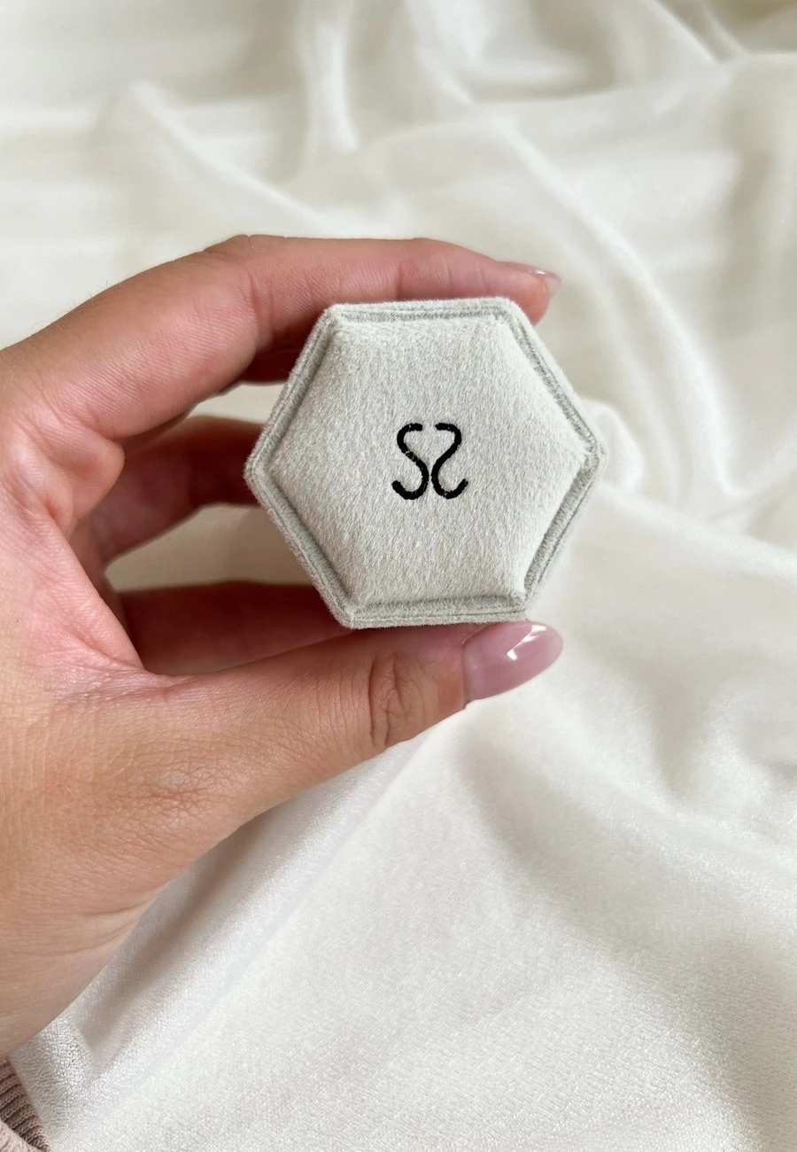 San Saru ESTUCHE AISVARYA BEIGE - Image 4