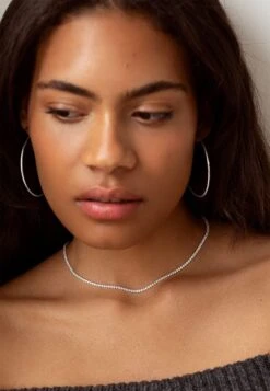 San Saru COLLAR NISHTHA